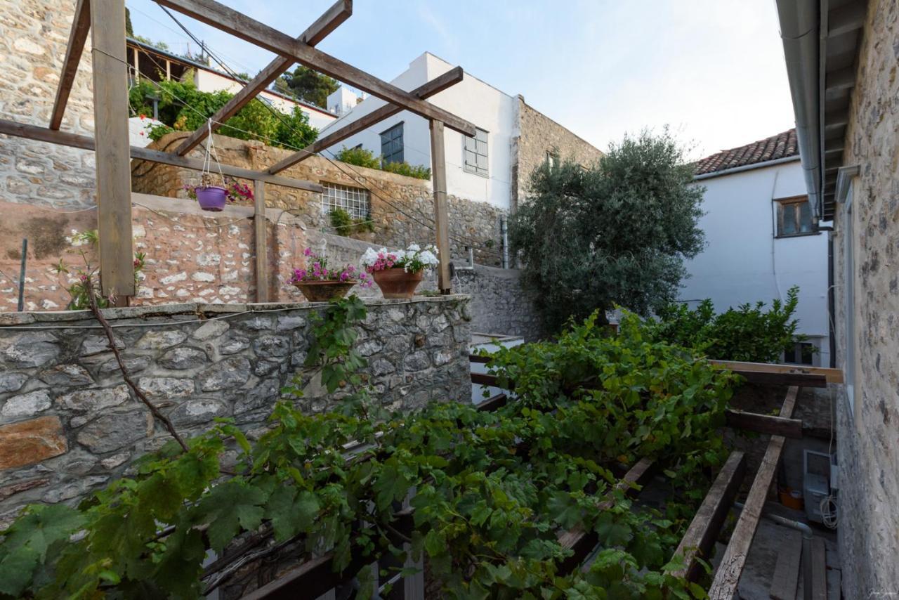 Vita Real Estate Hydra  Exteriör bild